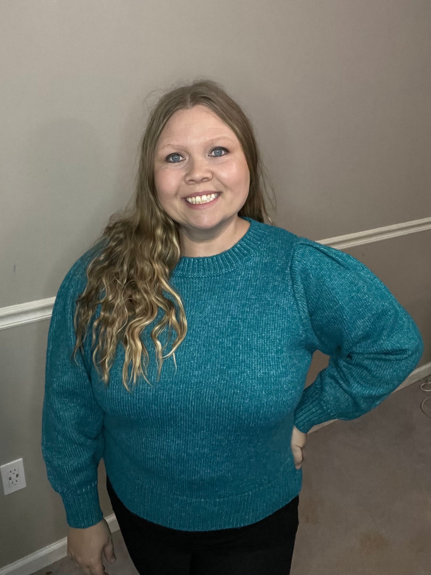 Izzy's Puffy Long Sleeve Sweater