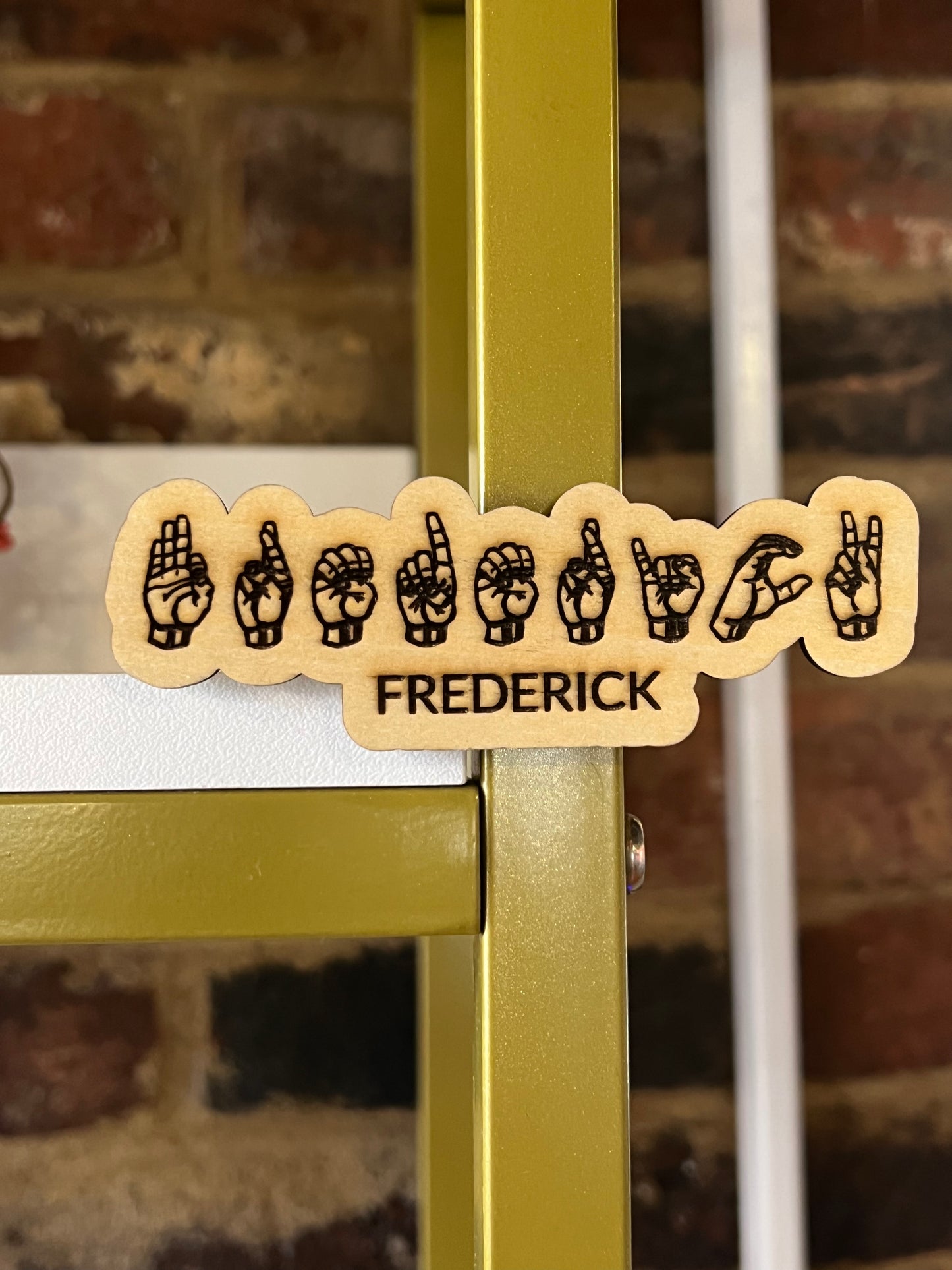 FREDERICK in ASL Magnet