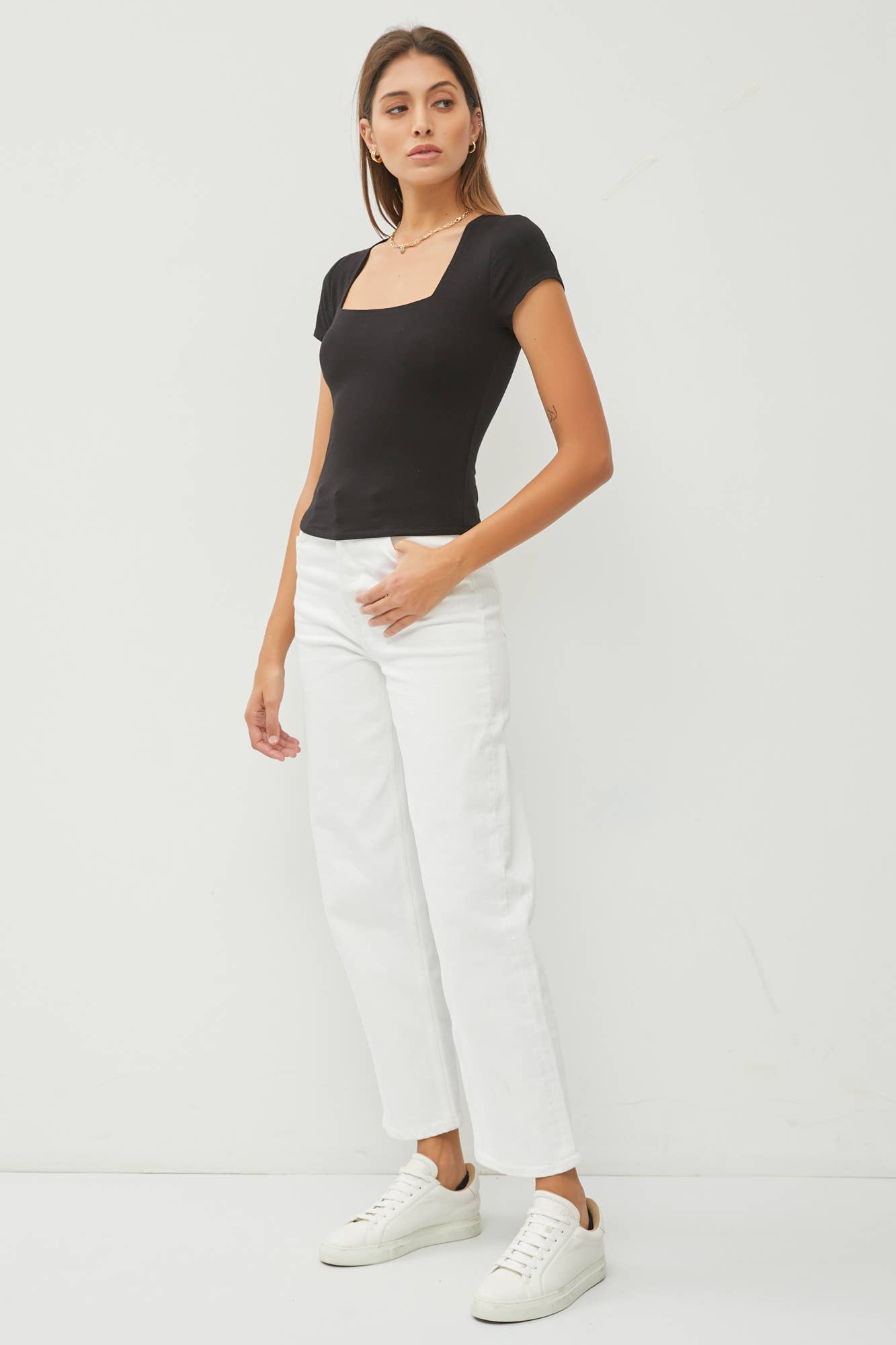 Neela Square Neck Top