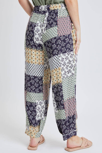 Cania's Drawstring Wide Jogger Pant